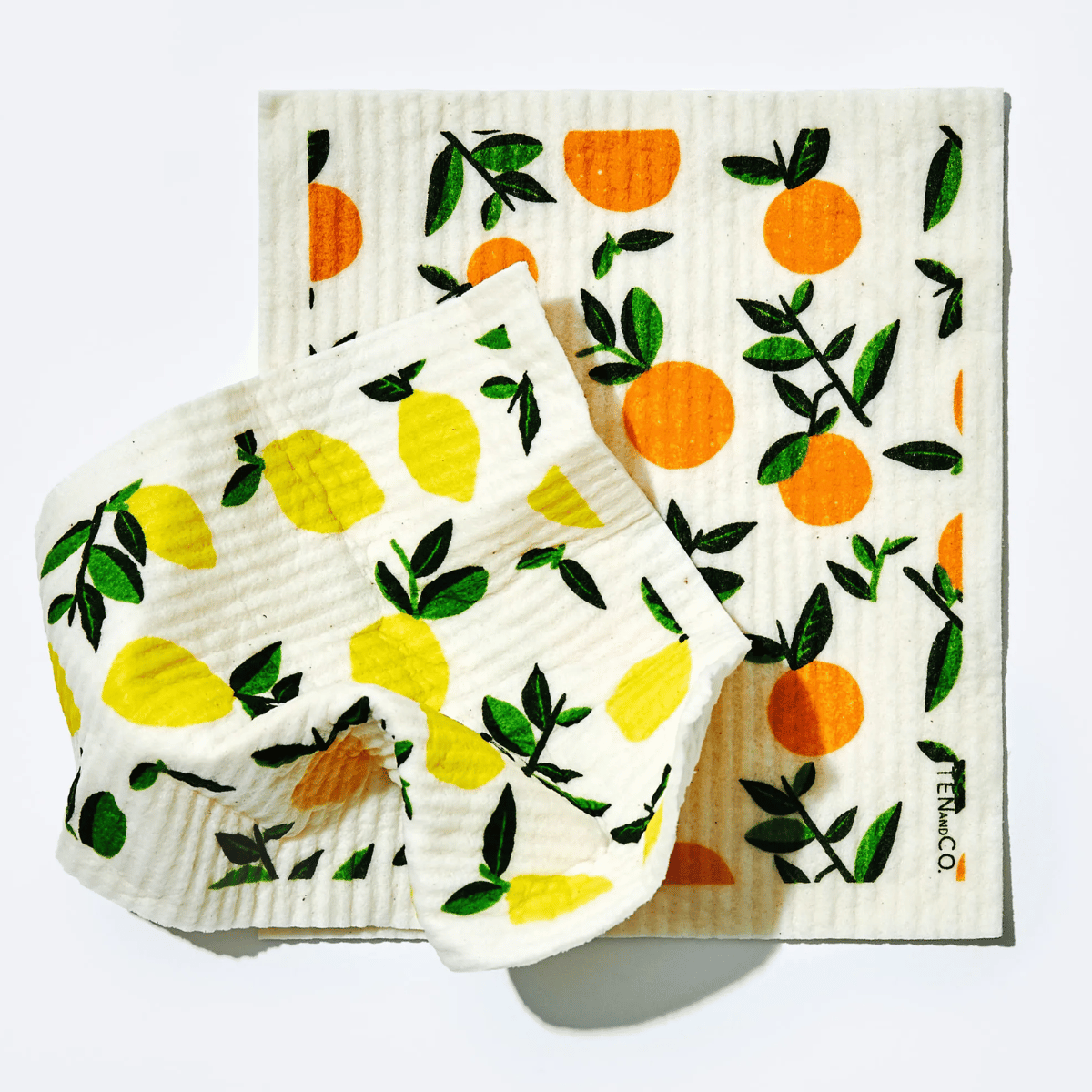 Paper Towels vs. Reusable Towels: Which is the Better Choice