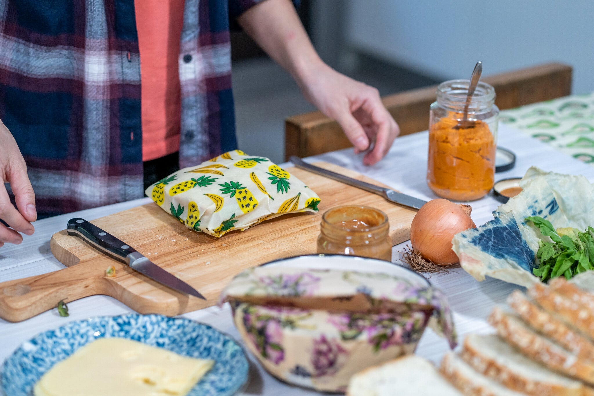 Beeswax Wraps “Sandwich wrap” 13" x 13" - Banana and Pineapple