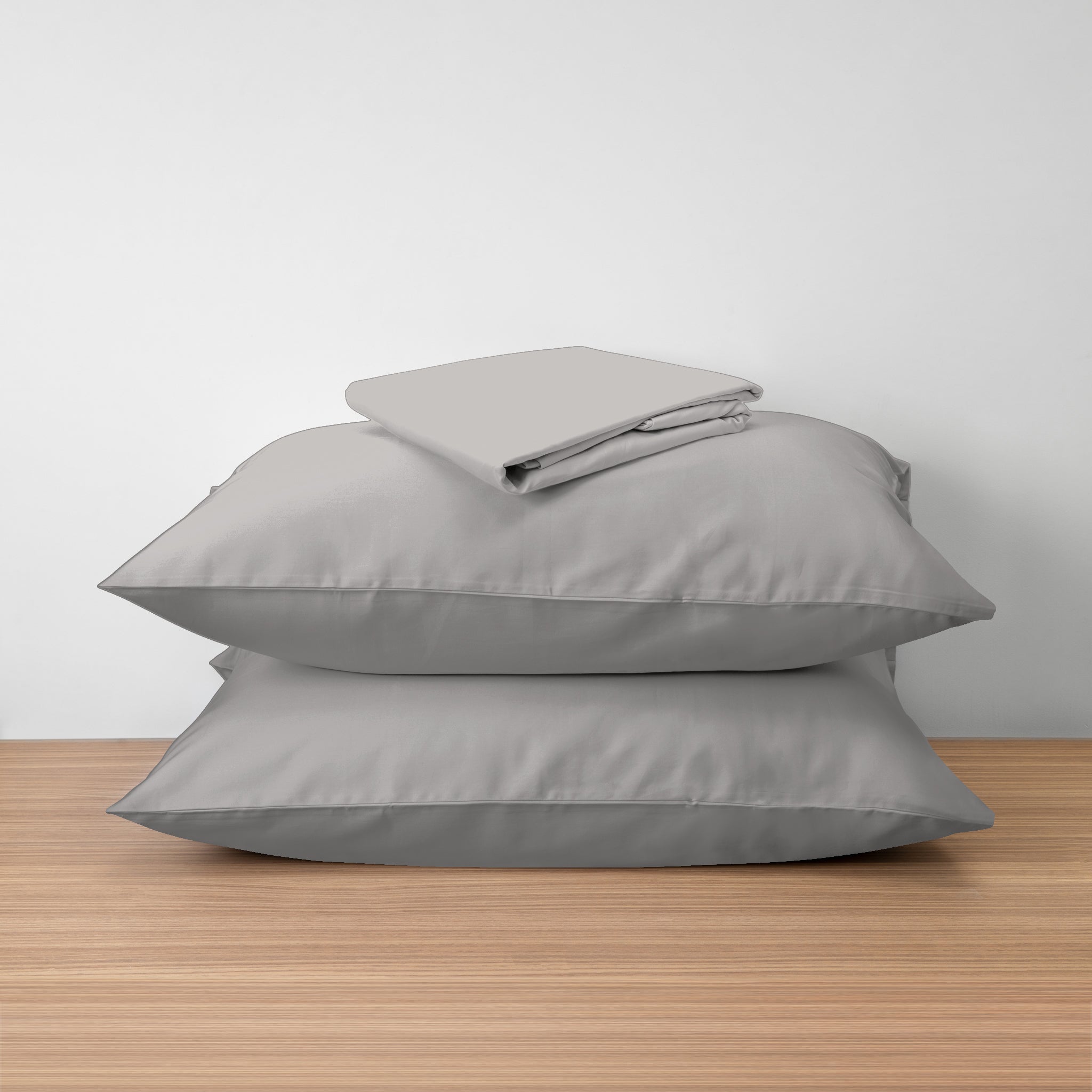 Soft & Cozy Sateen Fitted Sheet Set (3-piece)