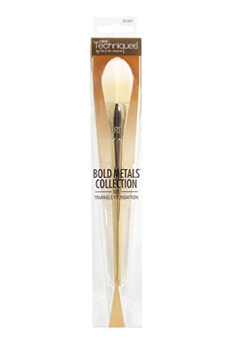 Real Techniques Triangle Foundation Brush - Flawless Blending, Cruelty-Free, 2.86oz