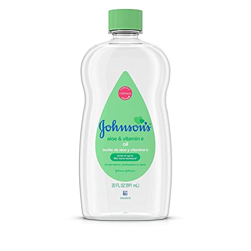 Johnson's Baby Oil - Locks in Moisture, Aloe Vera & Vitamin E, Dermatologist Tested - 20oz, 2-Pack