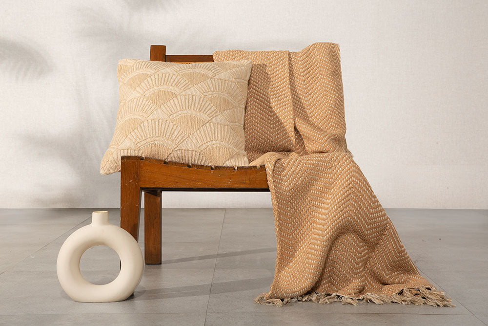 Kaya Chevron Throw Blanket - Taupe & Cream - 50x70 Inches